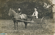 Frederik Bertelsen with Karl Lassen, ca 1912, Arkiv.dk Museum Silkeborg, Lokalarkiv Blicheregnen