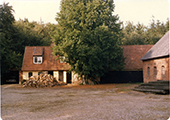 Cow Barn (r) and Servants' Quarters